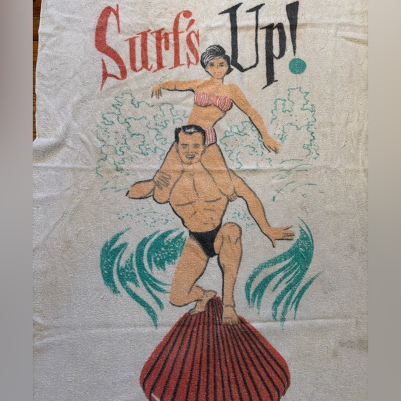 Surfer Graphic Beach Towel - Picture 2 of 2